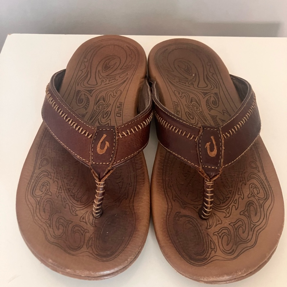 Olukai Leather Flip Flops